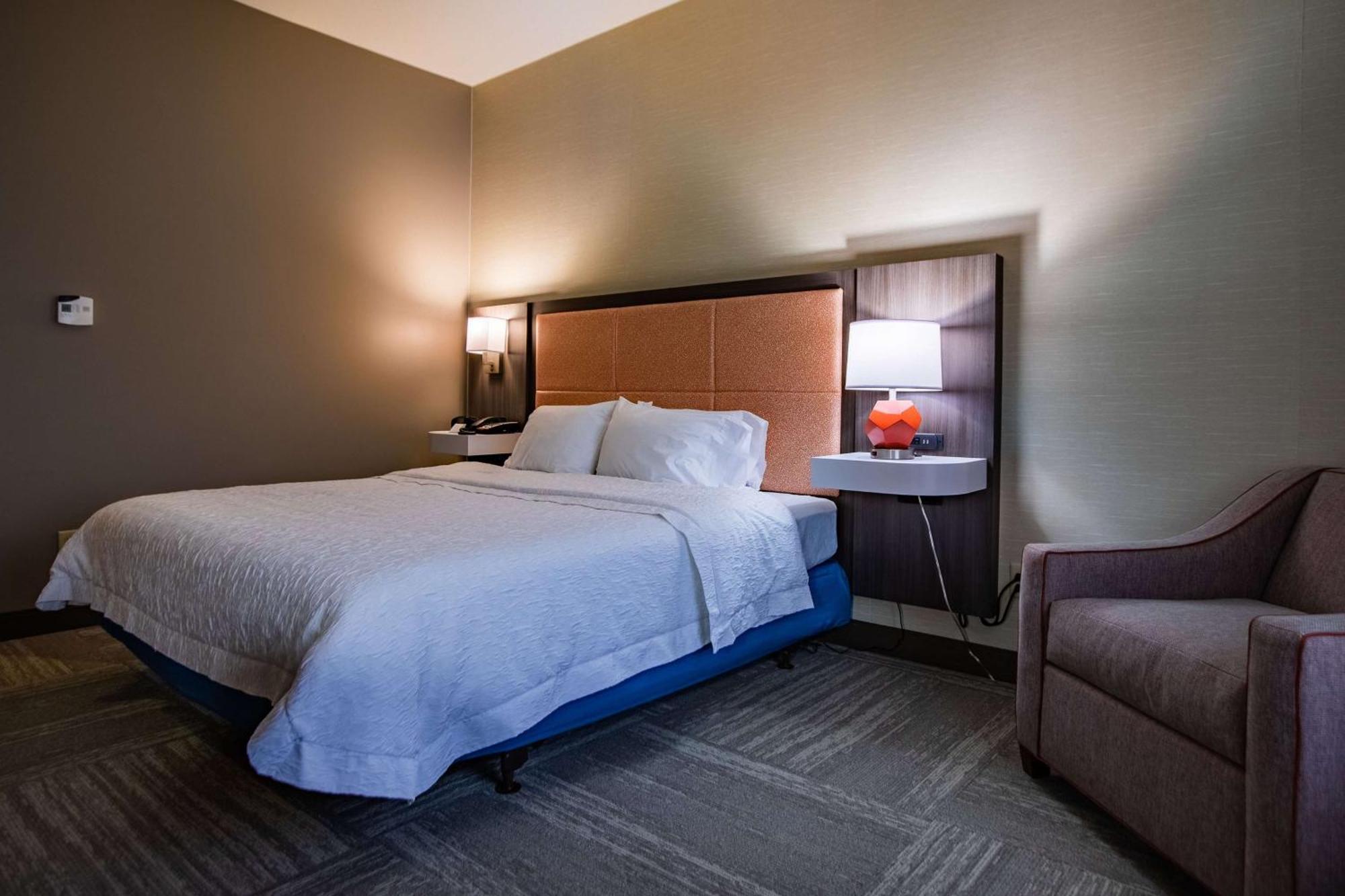 Hampton Inn Hadley-Amherst Area Esterno foto